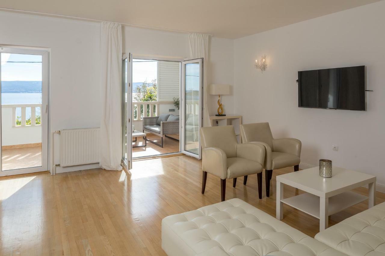 Apartments Villa Lux Dugi Rat Buitenkant foto