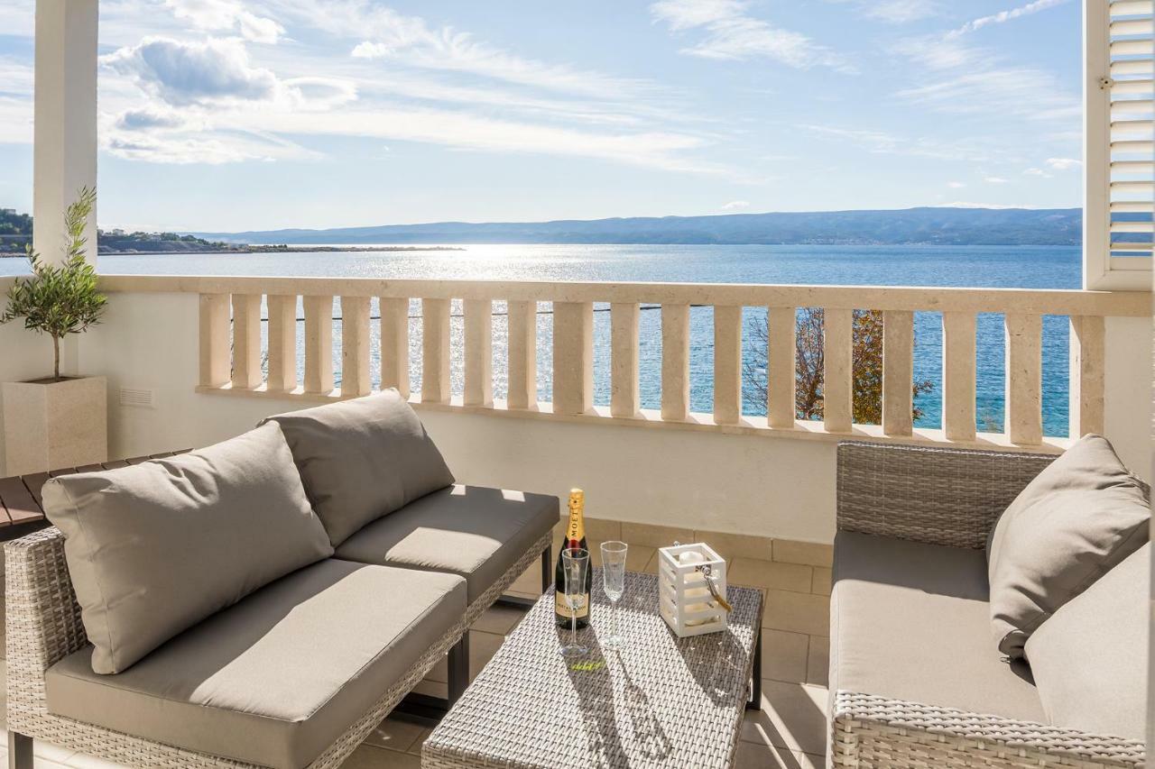 Apartments Villa Lux Dugi Rat Buitenkant foto