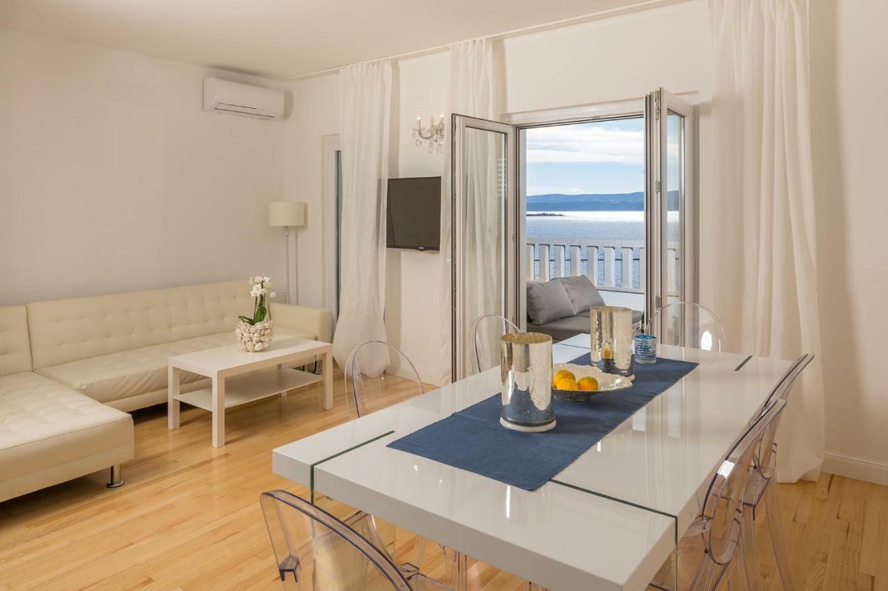 Apartments Villa Lux Dugi Rat Buitenkant foto